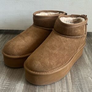 Short bear paw boots